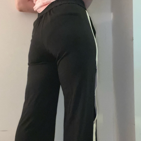 InWear Tearaway Pants 10 (fits like a 6-8) - Picture 4 of 11